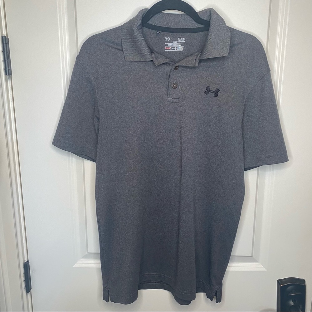 ☀️ under armor shirt size small☀️